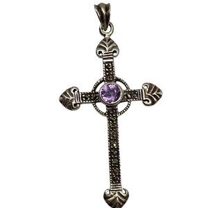 Vintage Signed SU Sterling Silver Amethyst Marcasite Cross Charm Pendant .925